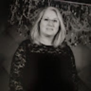 Meet your Posher, Toni